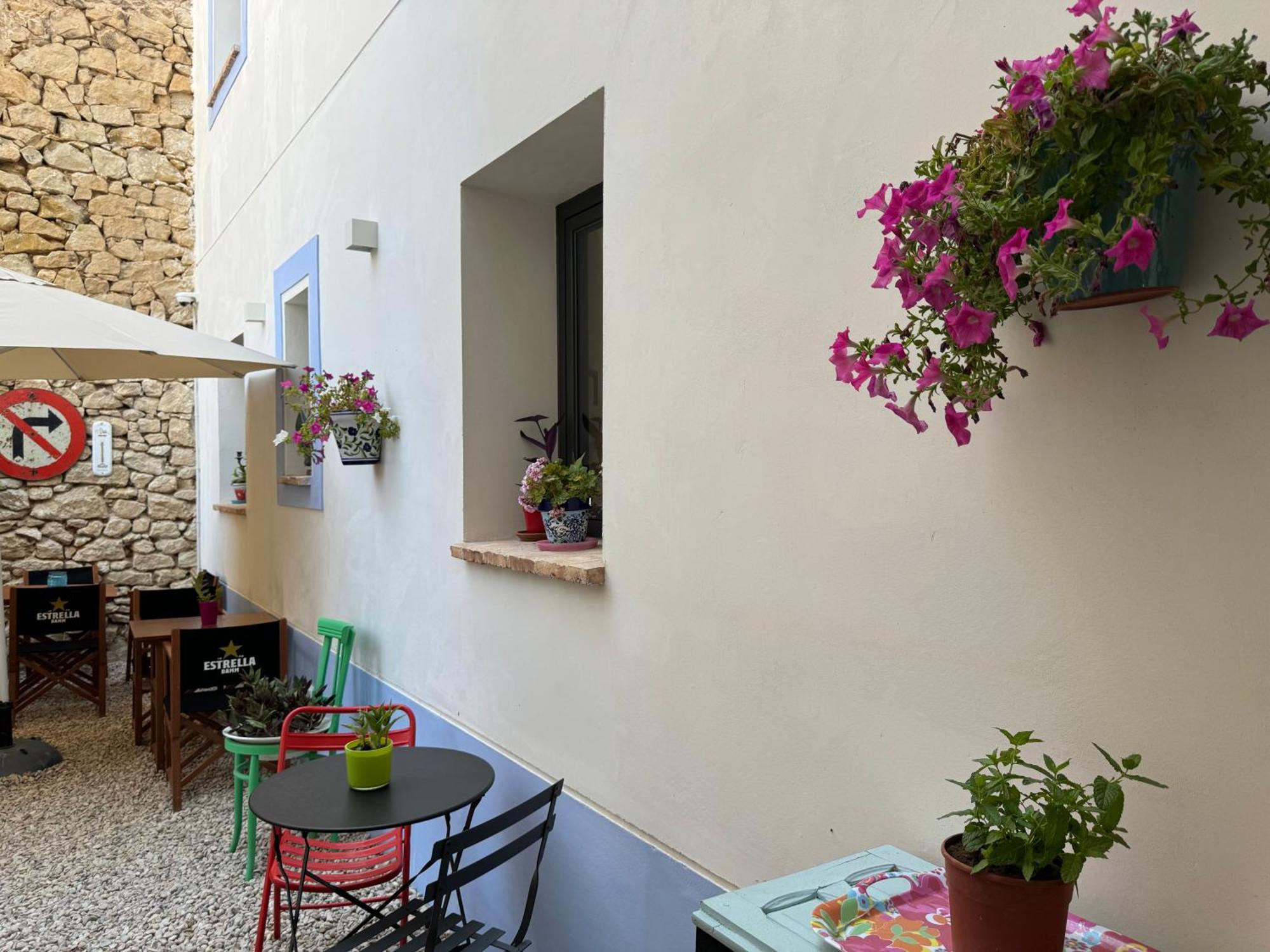 Casa Don Pelayo Boutique Apartments & Cafe Valderrobres Buitenkant foto